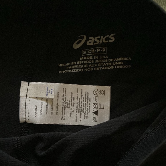 ASICS black with white logo small stretchy material never worn - Picture 3 of 4